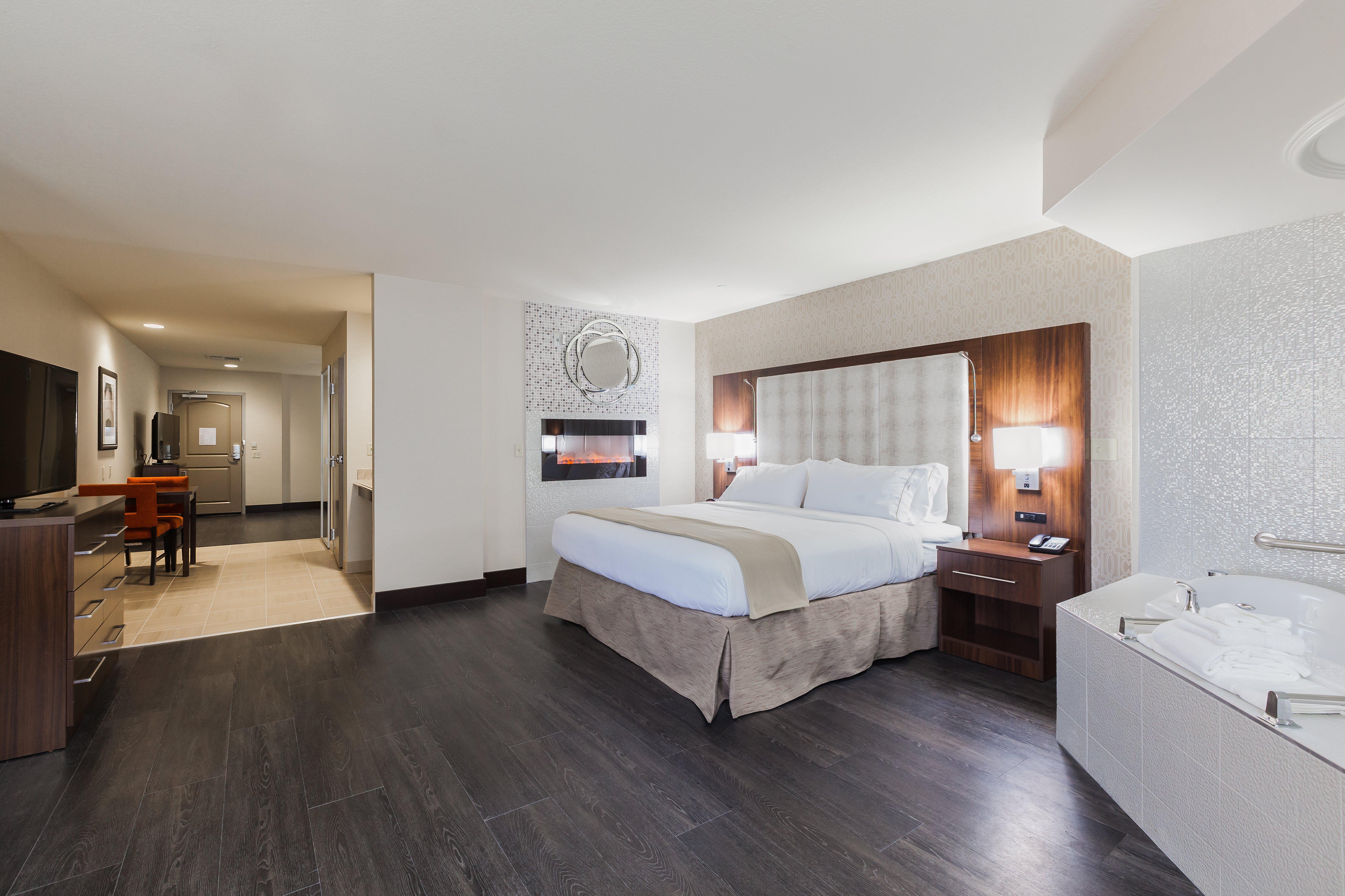 Holiday Inn Express & Suites Eureka By Ihg Εξωτερικό φωτογραφία