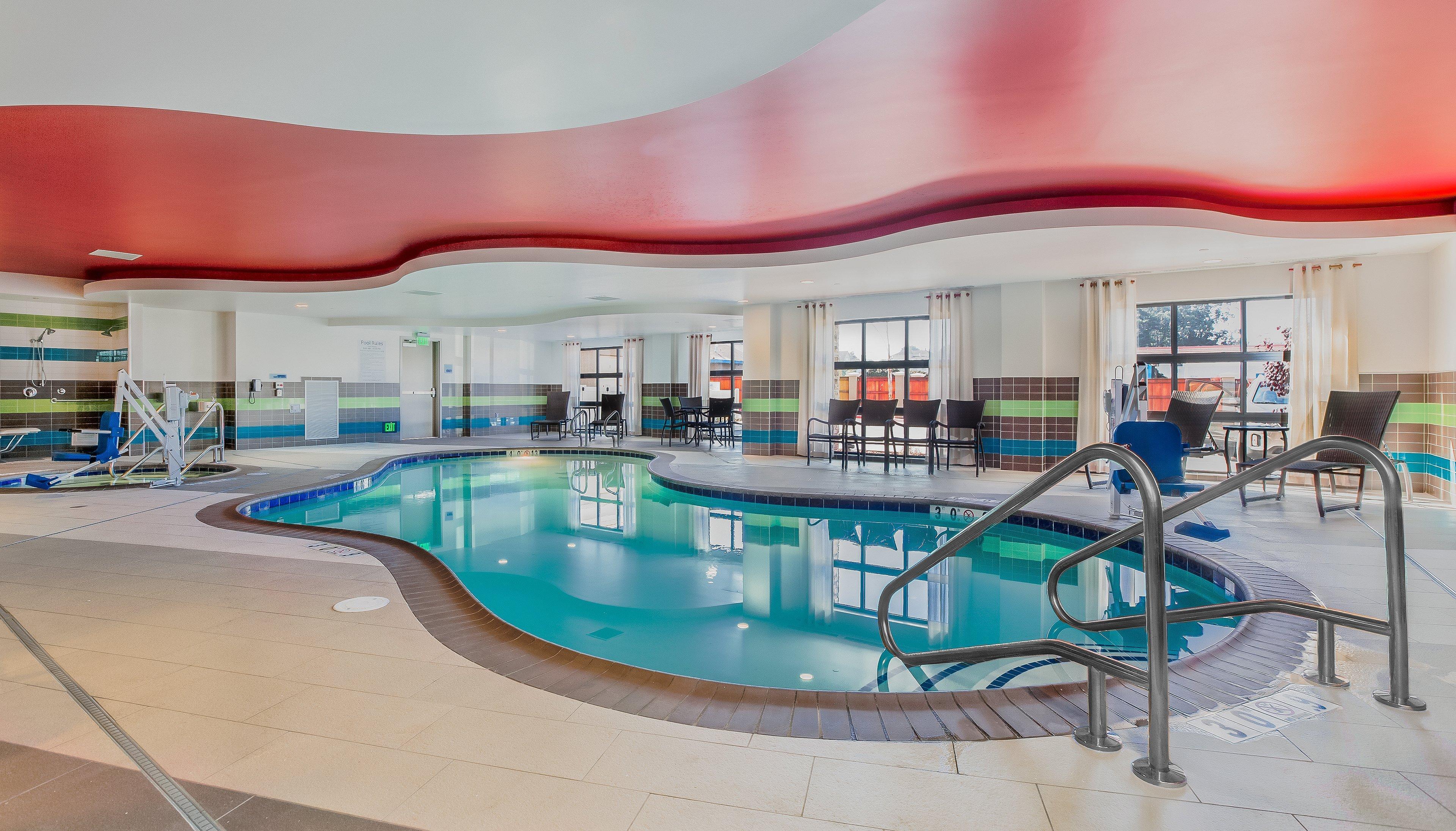 Holiday Inn Express & Suites Eureka By Ihg Εξωτερικό φωτογραφία